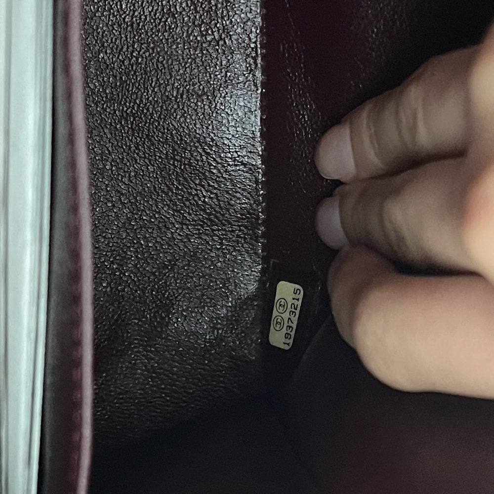 Classic medium black caviar chanel bag. Original. No signs of wear with receipt - Picture 9 of 9